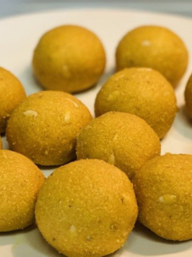बेसन के लड्डू (Besan ke Laddu )