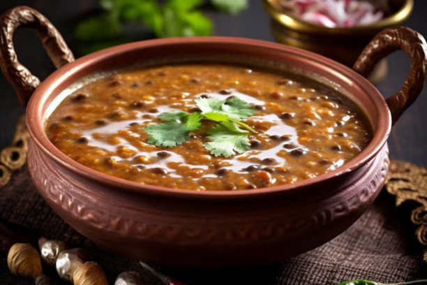 दाल मखनी